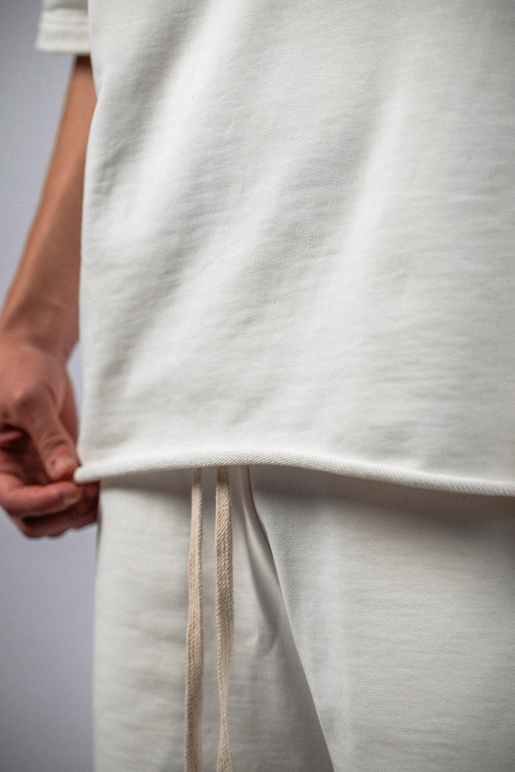 Tricou alb „Rolled”